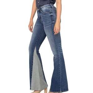 Judy Blue Mid Rise Flare Fit Leg Jeans Inseam Panel JB88524 Med Blue 11 30